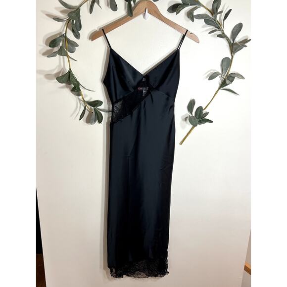 Urban Outfitters Dresses & Skirts - Urban Outfitters Black Lace Dress